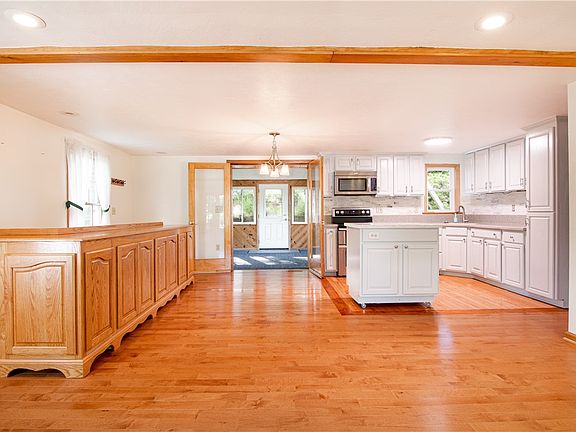 5th image of 193 Hepler Rd