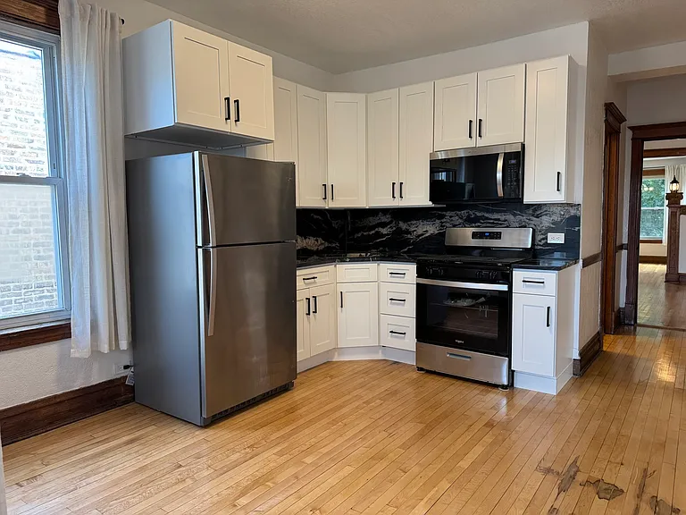 3910 W Wrightwood Ave #2 — Photo 8