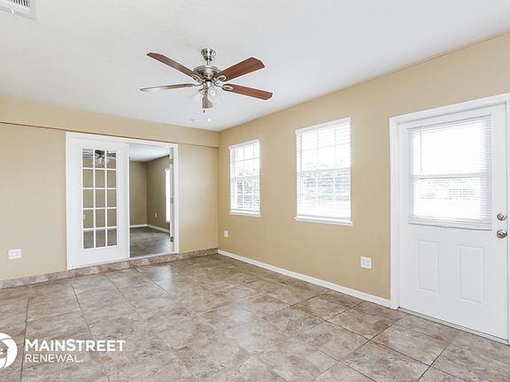 3rd image of 7993 Rockwell Ave