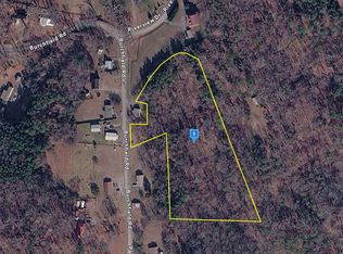970 Burchfield Rd, Dandridge, TN 37725