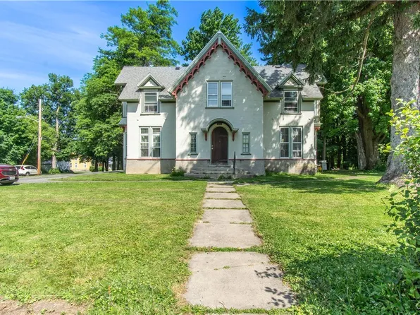 264 S Massey St, Watertown, NY 13601