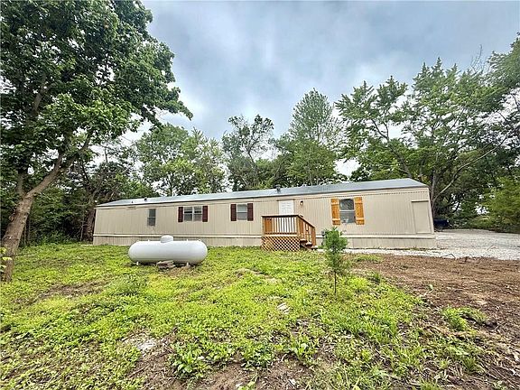 2nd image of 2924 Dune Dr