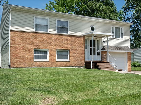 2nd image of 83 Joyce Dr