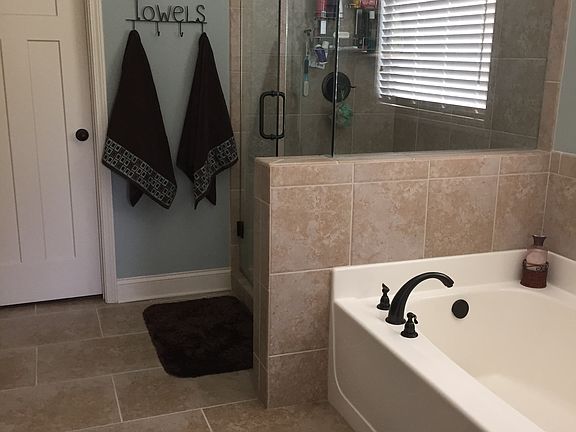 Master bathroom 