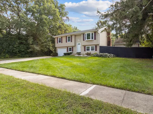 813 Copley Ave, Waldorf, MD 20602