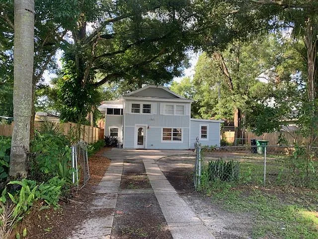 3 bed, 1550 sqft, $2,500 — Photo 2