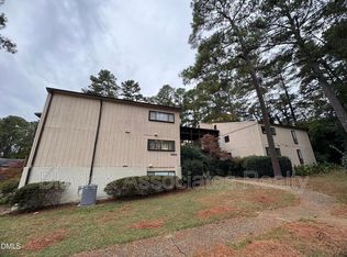 533 Pine Ridge Pl, Raleigh, NC 27609