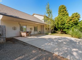 63521 Flanagan Rd, Coos Bay, OR 97420