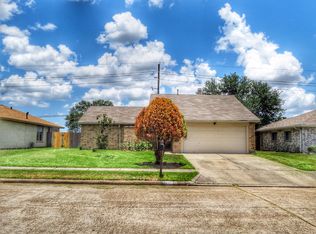 3418 Edgecreek Dr, Houston, TX 77066
