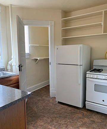 3rd image of 359 Middle St #12