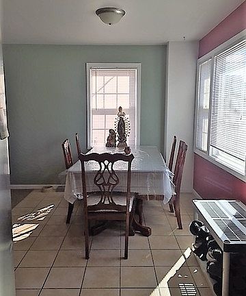 5th image of 3902 Cornell Ave