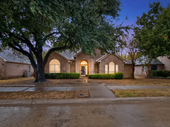 1239 Rivercrest Dr, Mesquite, TX 75181