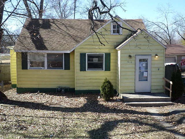 916 Idlewild Dr photo 1