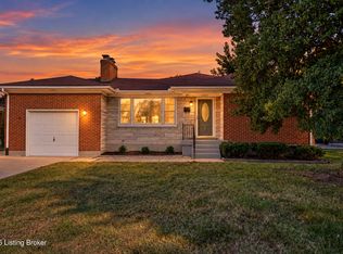 2207 Liverpool Ln, Louisville, KY 40218
