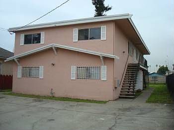 Building Photo 3