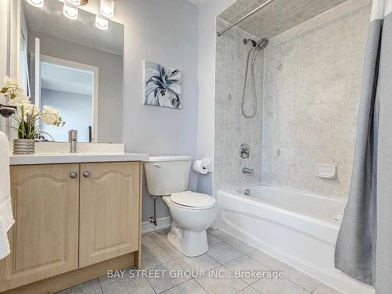 134 Ascalon Dr #UPPER — Photo 23