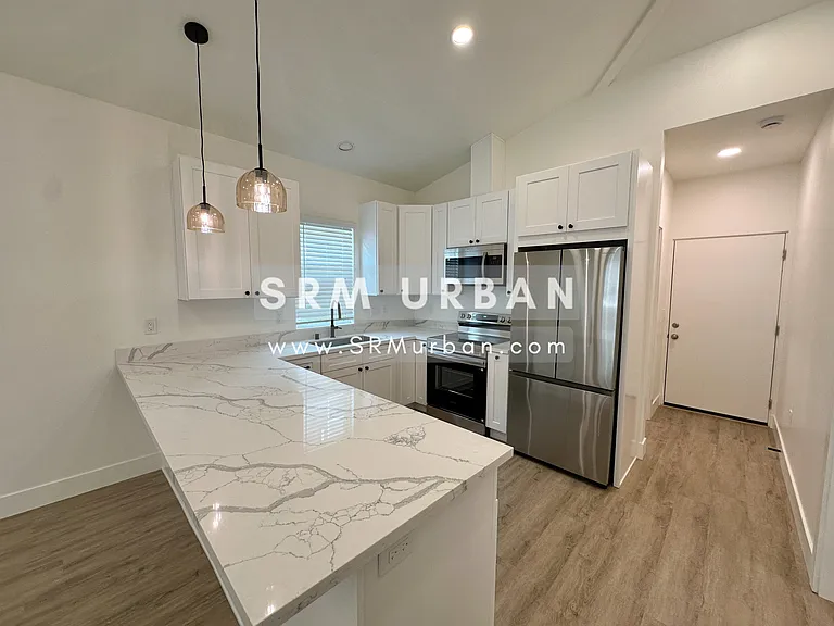4167 Central Ave #3 — Photo 2