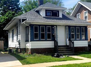631 Watson St, Aurora, IL 60505
