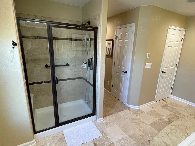 2201 Creekside Dr — Photo 33