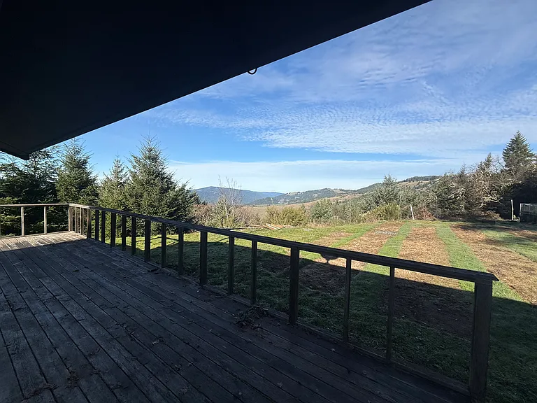 480 Sabertooth Rd — Photo 10