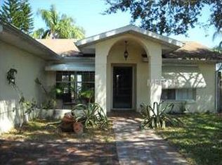 1926 Brainerd Ct, Lutz, FL 33549