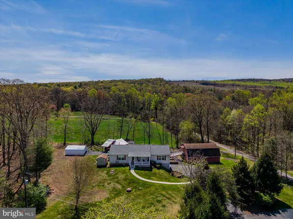 1401 A V Acri Rd, Harrisburg, PA 17112