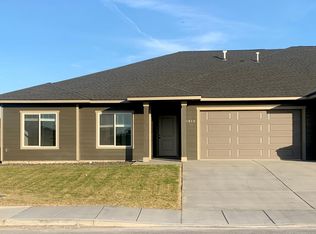 6313 Sand Dune Ln, Pasco, WA 99301