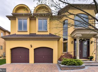 75 Davinci Dr, Monmouth Junction, NJ 08852
