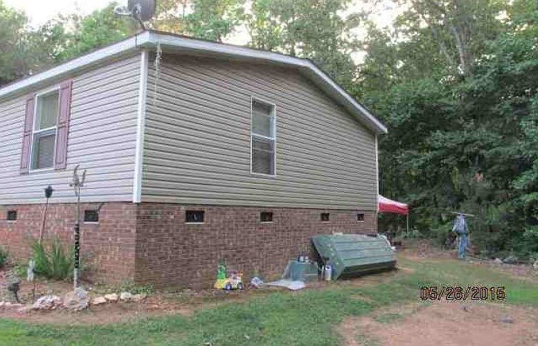 2nd image of 138 Cruz Jeffries Rd