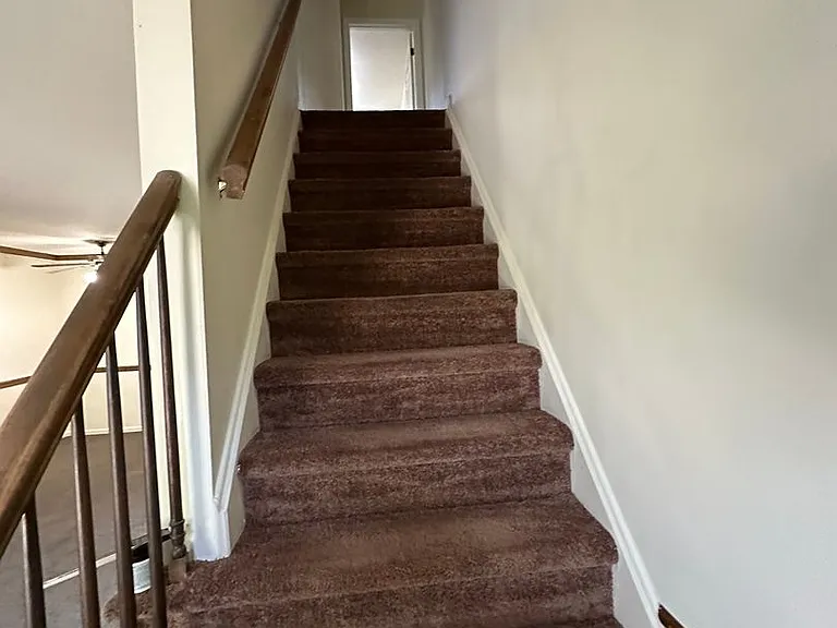1285 Colonial Rd — Photo 5