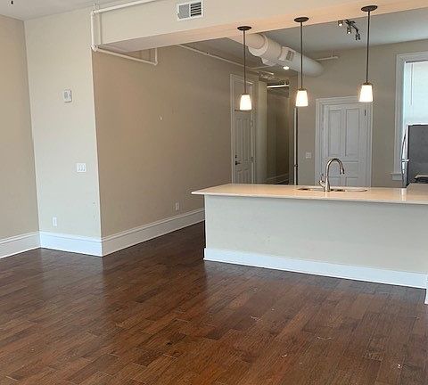 4th image of 961 E McMillan St APT 501