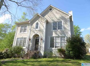 2021 Crosscrest Dr, Hoover, AL 35244
