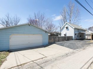 2425 Pinard St, Dubuque, IA 52001