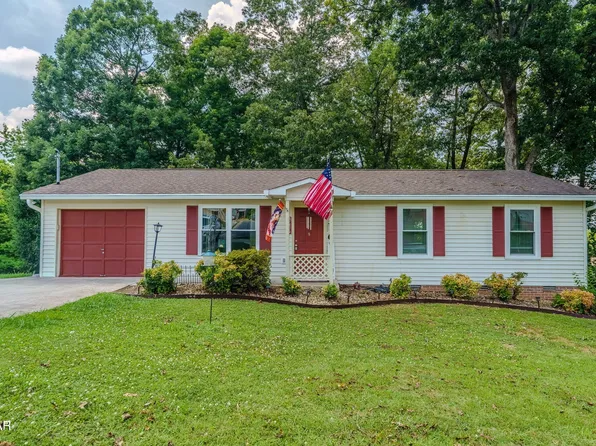 1717 Jett Rd, Maryville, TN 37804