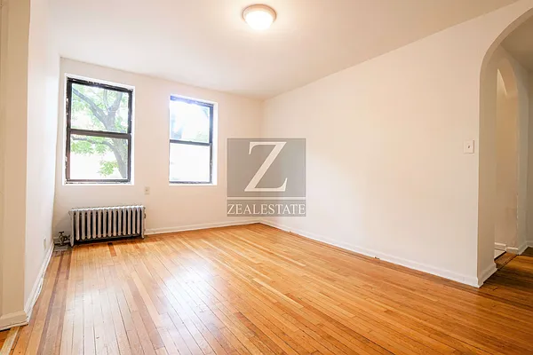 Rented by ZealEstate Group Inc | media 15