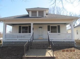 913 S Carr Ave, Sedalia, MO 65301