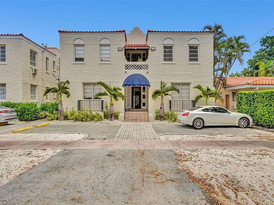 1st image of 931 Catalonia Ave #11