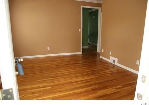 2nd image of 41 Perth St