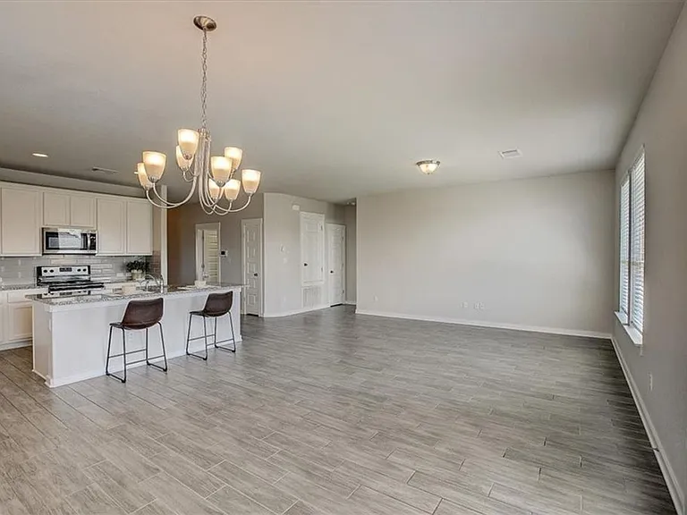 216 Trellis Blvd — Photo 7