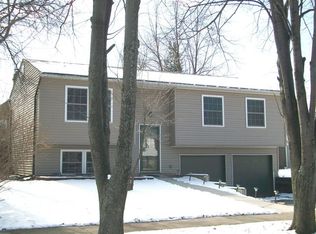 119 Chesapeake Ln, Northwood, OH 43619