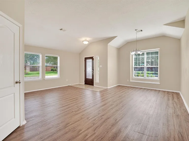 2507 Cypress Springs Ct — Photo 10