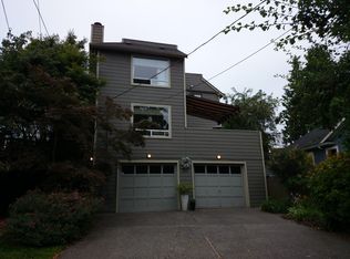 2117 N 60th St, Seattle, WA 98103