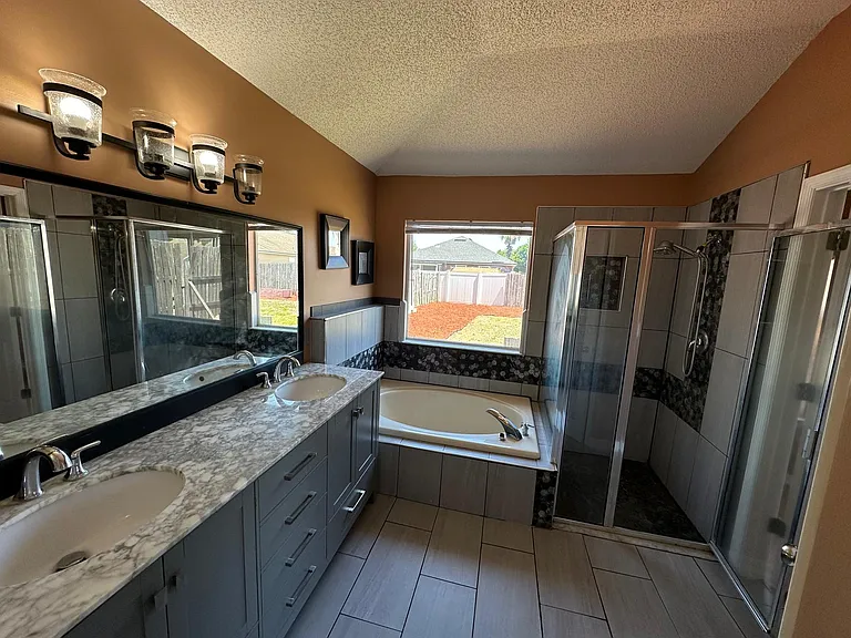12273 Country Cove Ct — Photo 15