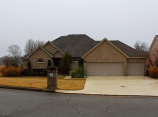 3725 Riviera Dr, Jonesboro, AR 72404