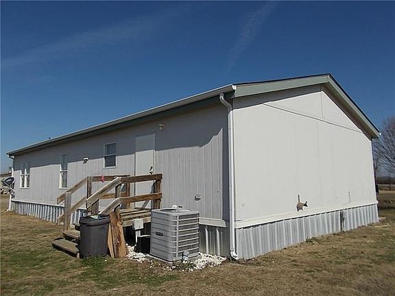 3rd image of 4408 County Road 401c