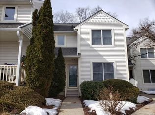323 Cornwall Meadows Ln, Patterson, NY 12563