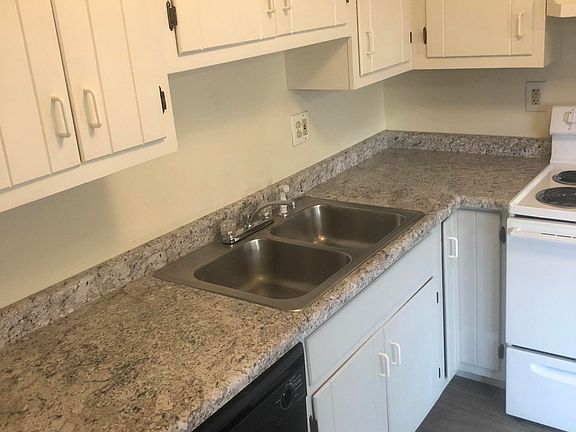 5th image of 141 Daleview Dr
