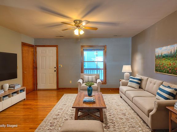 4th image of 405 S Linden Ave #1