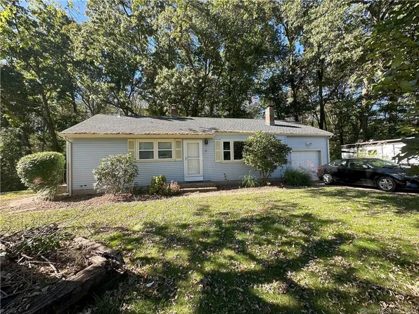 34 Sunrise Circle, Wallingford, CT 06492