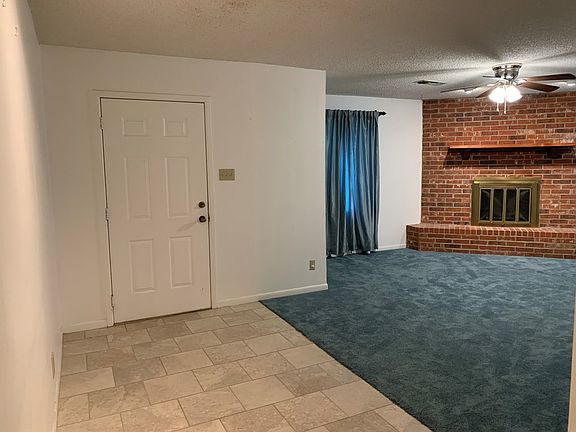 3rd image of 301 E County Road 132